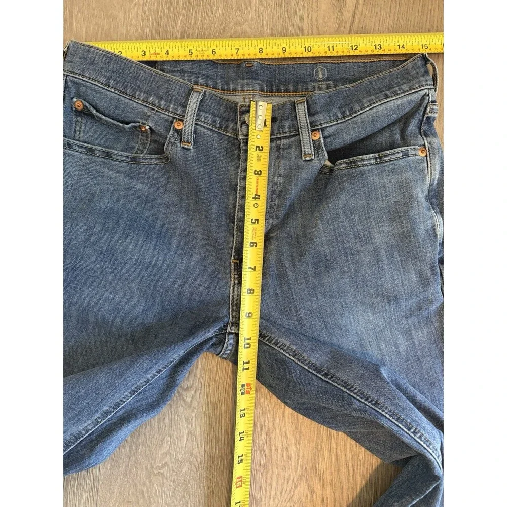 Levi's 541 Athletic Taper Jeans Mens 31x32 Blue Medium Wash